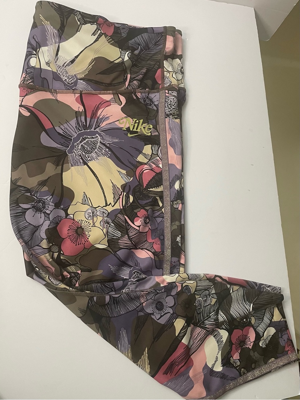 Nike Femme Epic Fast running 7/8 tights with floral leggings plus size 3x